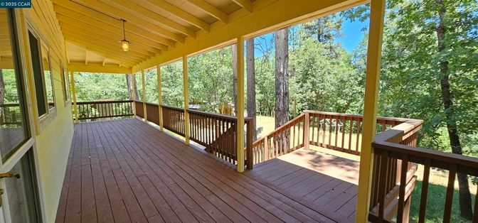 Exterior, Wood Texture Flooring