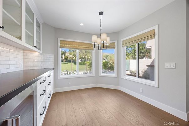 Chandelier, Empty room, Interior, Recessed Lighting, Wood Texture Flooring