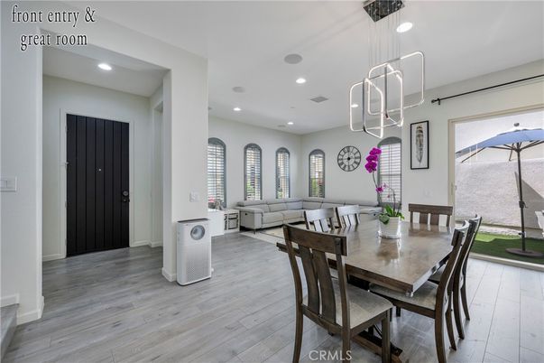 Dining room, Interior, Living room, Pendant Lights, Recessed Lighting, Wood Texture Flooring