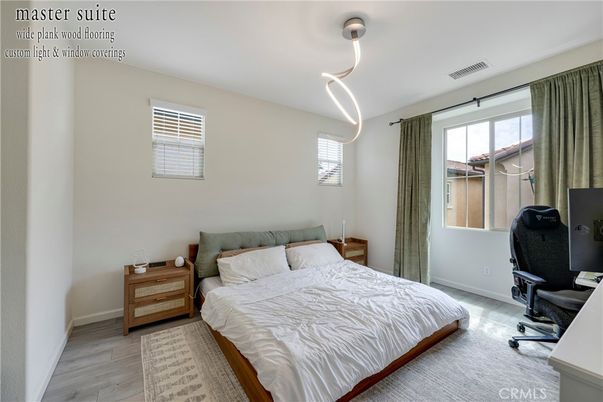 Bedroom, Home Office, Interior, Pendant Lights, Wood Texture Flooring
