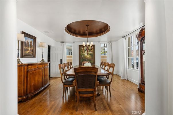 Chandelier, Dining room, Interior, Wood Texture Flooring