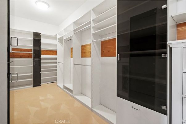 Interior, Walk-in Closets