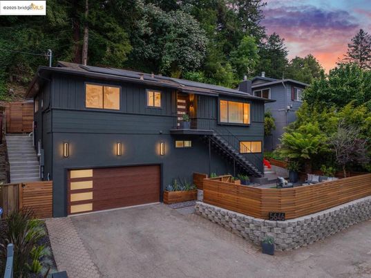 Attached, Exterior, Facade, Raised Ranch