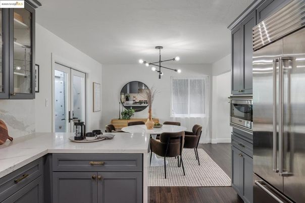 Dining room, Interior, Kitchen, Pendant Lights, Stainless Steel Appliances, Wood Texture Flooring