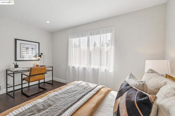 Bedroom, Home Office, Interior, Recessed Lighting, Wood Texture Flooring