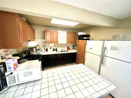 Interior, Kitchen, Tile Countertops