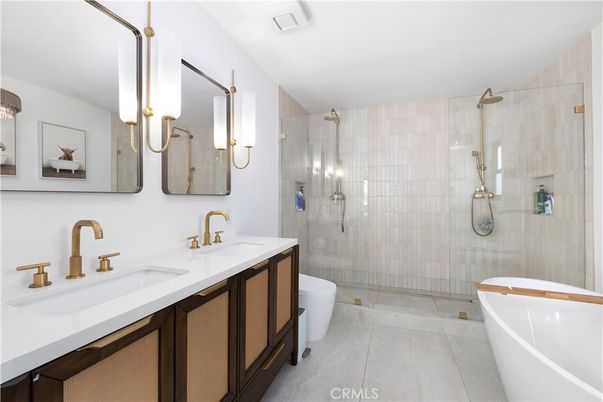 Bathroom, Dual Sink Vanities, Free Standing Baths, Glass Shower, Interior