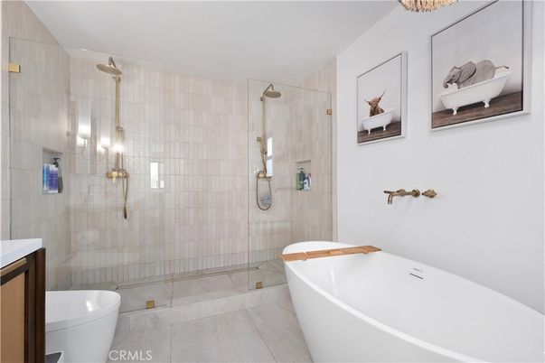 Bathroom, Free Standing Baths, Glass Shower, Interior