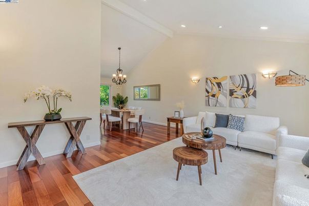 Chandelier, Dining room, Interior, Living room, Recessed Lighting, Wood Texture Flooring