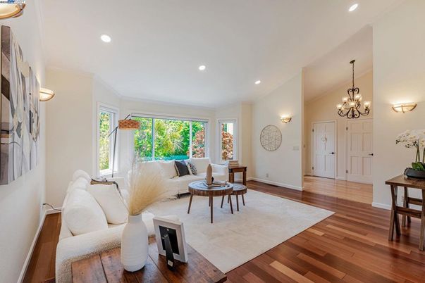 Chandelier, Interior, Living room, Recessed Lighting, Wood Texture Flooring