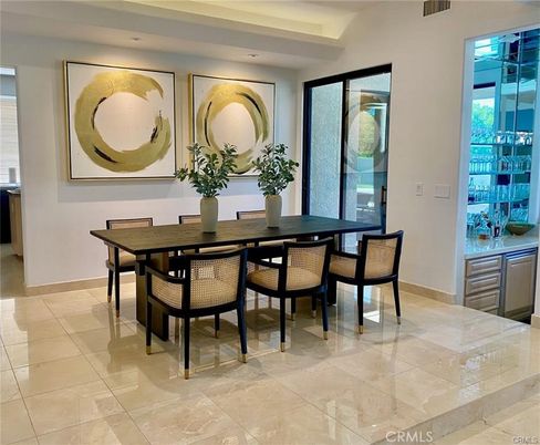 Dining room, Interior, Recessed Lighting
