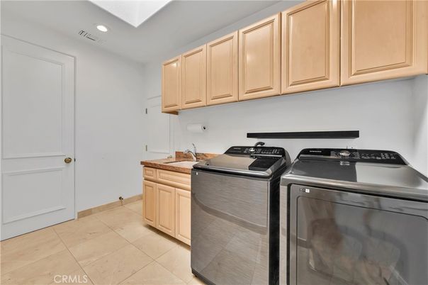 Interior, Recessed Lighting, Washer