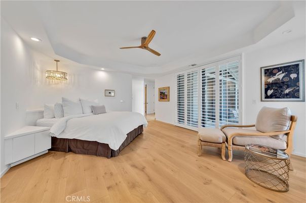 Bedroom, Interior, Pendant Lights, Recessed Lighting, Wood Texture Flooring