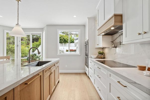 Interior, Kitchen, Pendant Lights, Recessed Lighting, Wood Texture Flooring