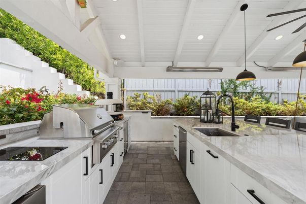 Exterior, Pendant Lights