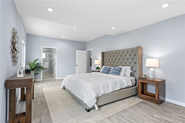 Bedroom, Interior, Recessed Lighting, Wood Texture Flooring