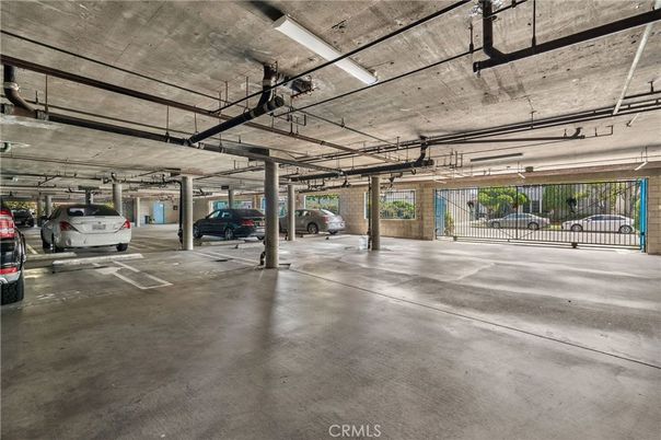 Garage, Interior