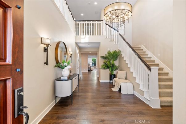 Chandelier, Interior, Recessed Lighting, Wood Texture Flooring