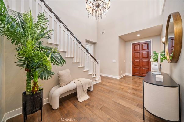 Chandelier, Interior, Recessed Lighting, Wood Texture Flooring