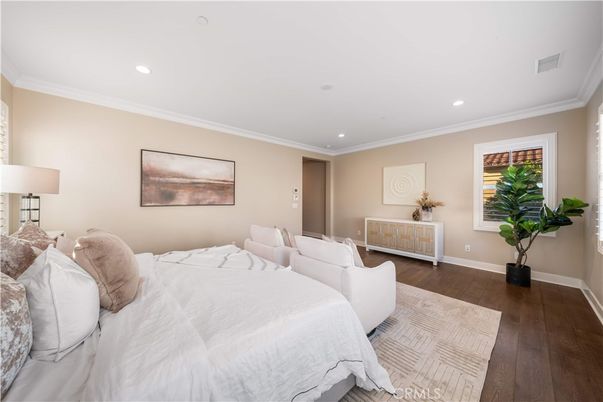 Bedroom, Interior, Recessed Lighting, Wood Texture Flooring