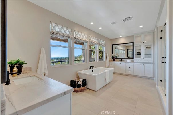 Bathroom, Dual Sink Vanities, Free Standing Baths, Interior, Recessed Lighting