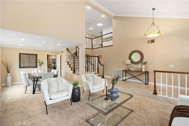Dining room, Interior, Living room, Pendant Lights, Recessed Lighting
