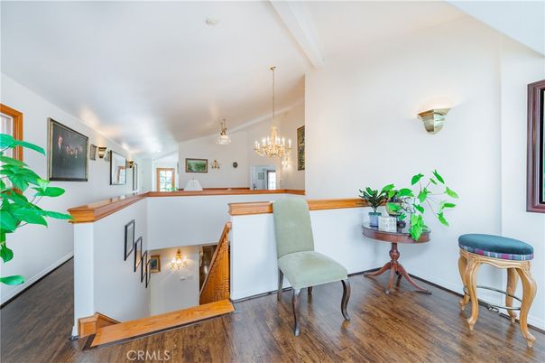 Chandelier, Interior, Wood Texture Flooring