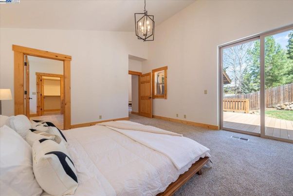 Bedroom, Interior, Pendant Lights
