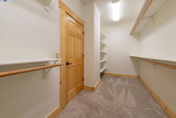Interior, Walk-in Closets