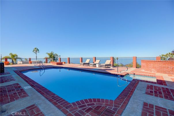 Exterior, Pool, Water