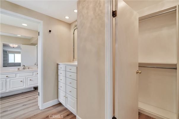 Bathroom, Interior, Recessed Lighting, Wood Texture Flooring