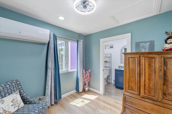 Bathroom, Interior, Recessed Lighting, Wood Texture Flooring