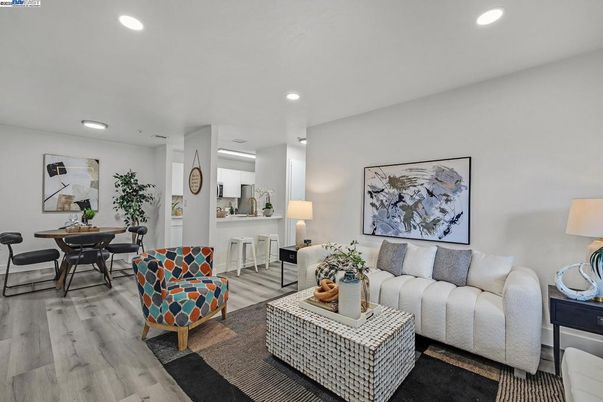 Dining room, Interior, Living room, Recessed Lighting, Wood Texture Flooring