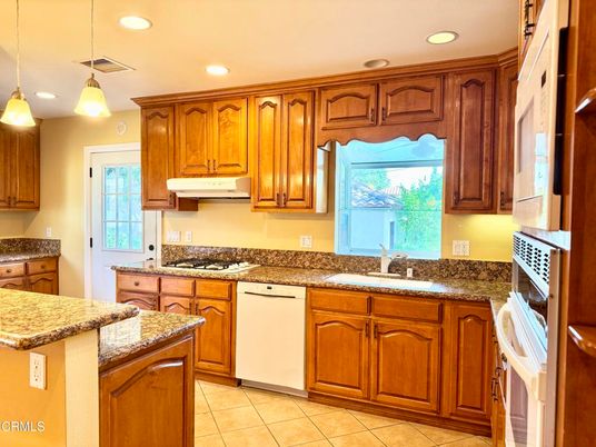 Interior, Kitchen, Pendant Lights, Recessed Lighting