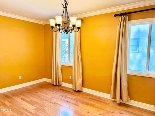 Chandelier, Empty room, Interior, Wood Texture Flooring