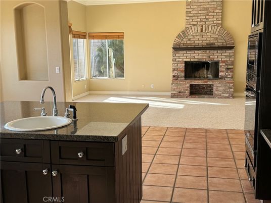 Fireplace, Interior, Kitchen