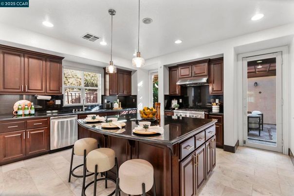 Interior, Kitchen, Pendant Lights, Recessed Lighting, Stainless Steel Appliances