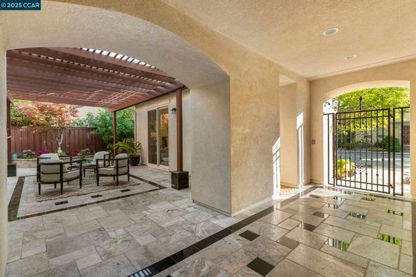 Exterior, Recessed Lighting