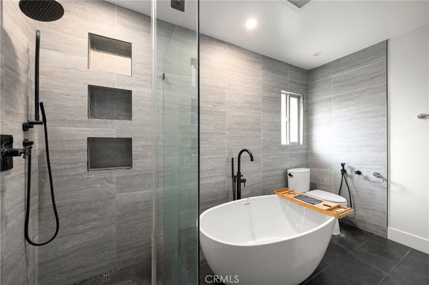 Bathroom, Free Standing Baths, Glass Shower, Interior, Recessed Lighting
