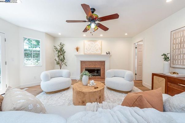 Fireplace, Interior, Living room, Recessed Lighting, Wood Texture Flooring