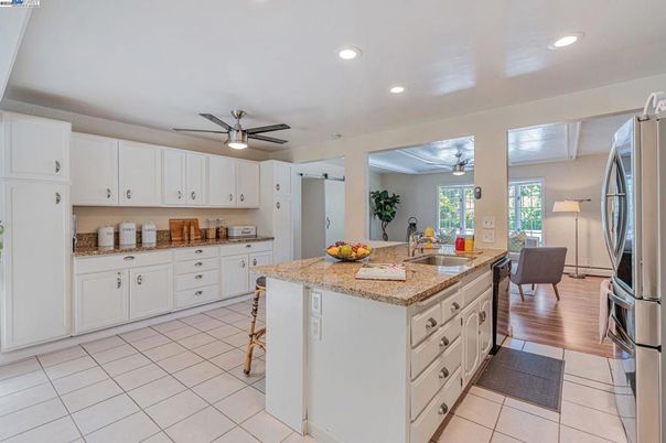 Interior, Kitchen, Living room, Recessed Lighting, Wood Texture Flooring