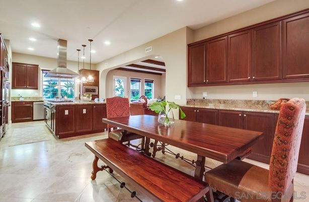 Dining room, Interior, Kitchen, Pendant Lights, Recessed Lighting
