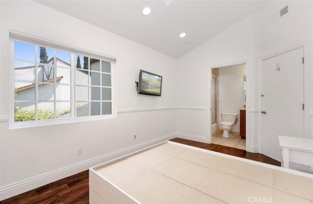 Bathroom, Interior, Recessed Lighting, Wood Texture Flooring