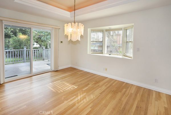 Chandelier, Empty room, Interior, Wood Texture Flooring