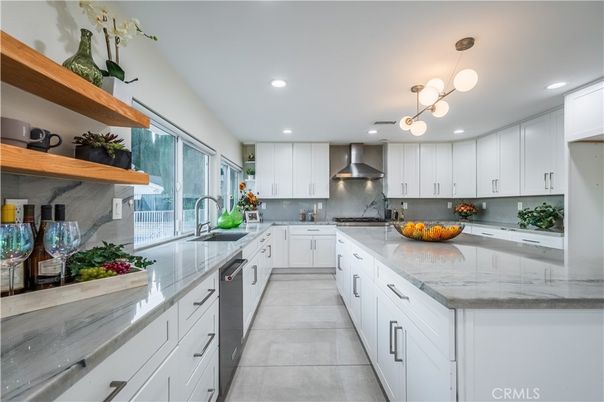 Interior, Kitchen, Pendant Lights, Recessed Lighting, Stainless Steel Appliances