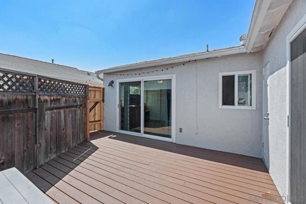 Exterior, Wood Texture Flooring