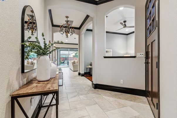 Chandelier, Interior, Recessed Lighting