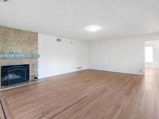 Empty room, Fireplace, Interior, Wood Texture Flooring
