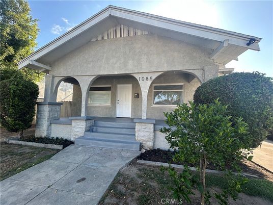 Exterior, Facade, None