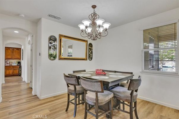 Chandelier, Dining room, Interior, Recessed Lighting, Wood Texture Flooring